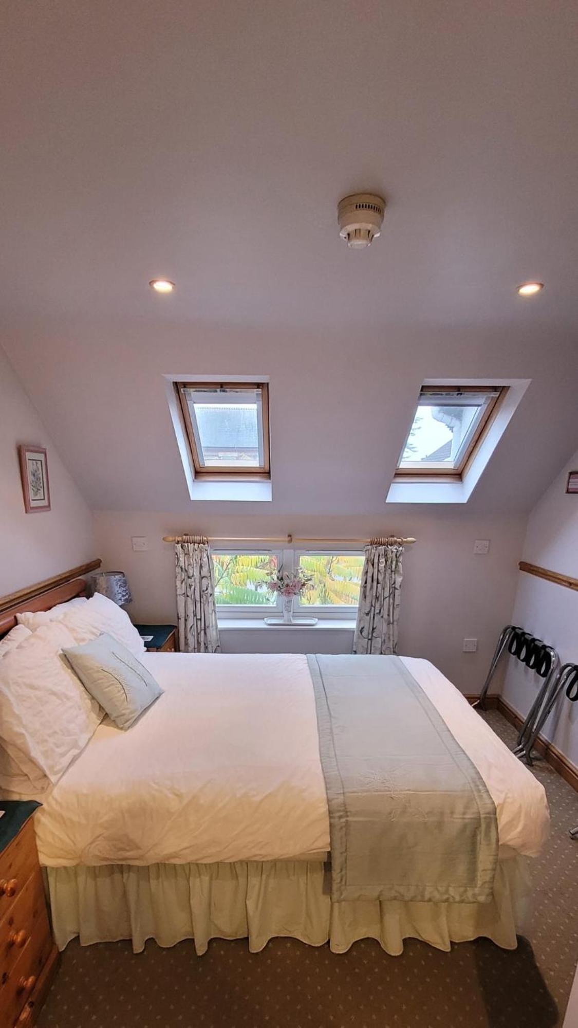 Alington House Bed & Breakfast CBG Dış mekan fotoğraf